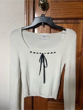 Willow & Wind Cream Ribbed Long-Sleeve Scoop Neck Top with Ribbon Detail